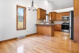 1831 E Sylvan Ave, Appleton, WI 54915 - Photo 6