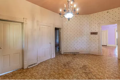 211 E Wolf River Avenue, New London, WI 54961 - Photo 16