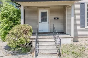 211 E Wolf River Ave, New London, WI 54961 - Photo 6