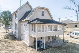 211 E Wolf River Ave, New London, WI 54961 - Photo 46