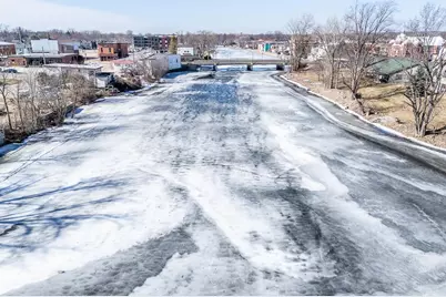 211 E Wolf River Avenue, New London, WI 54961 - Photo 56