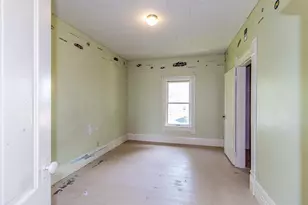 211 E Wolf River Ave, New London, WI 54961 - Photo 36