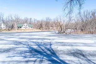 211 E Wolf River Ave, New London, WI 54961 - Photo 58