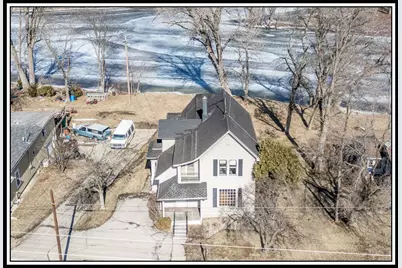211 Wolf River Avenue, New London, WI 54961 - Photo 1