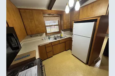 2414 Lina Lane, Green Bay, WI 54304 - Photo 16