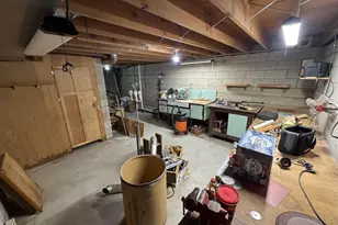 2414 Lina Ln, Green Bay, WI 54304 - Photo 34