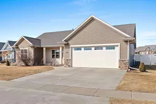 517 Pebblestone Cir, Hobart, WI 54155 - Photo 56