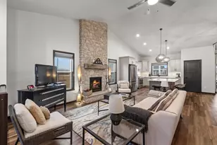 1400 Lighthouse Village Rd, Fond du Lac, WI 54937 - Photo 8