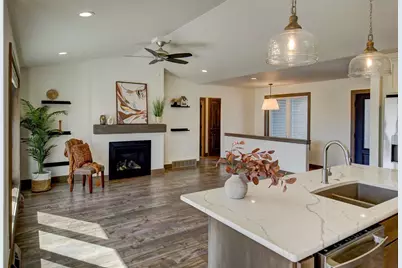 1594 Sage Crossing, Oshkosh, WI 54904 - Photo 14