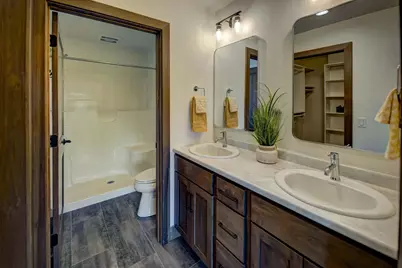 1594 Sage Crossing, Oshkosh, WI 54904 - Photo 18