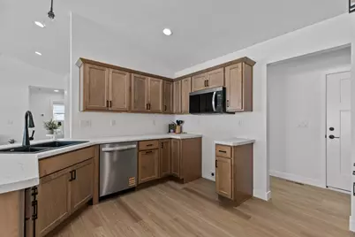 W5658 Tonys Way, Appleton, WI 54915 - Photo 24