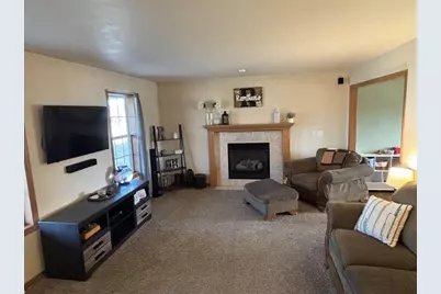 1843 Sandy Springs Road, De Pere, WI 54115 - Photo 8