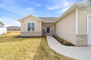2875 E Turquoise Ln, Appleton, WI 54913 - Photo 2