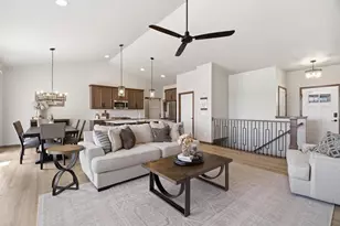 2875 E Turquoise Ln, Appleton, WI 54913 - Photo 6