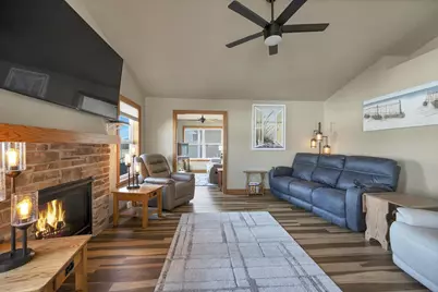 3865 Meunier Lane, Green Bay, WI 54311 - Photo 6