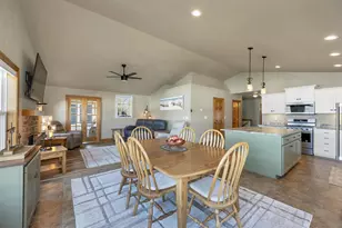 3865 Meunier Ln, Green Bay, WI 54311 - Photo 16