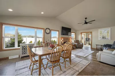 3865 Meunier Lane, Green Bay, WI 54311 - Photo 14