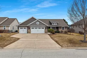 345 Crosswinds Ln, Green Bay, WI 54311 - Photo 48