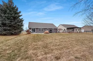 345 Crosswinds Ln, Green Bay, WI 54311 - Photo 42