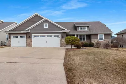 345 Crosswinds Lane, Green Bay, WI 54311 - Photo 2