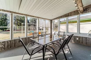 1425 W 3rd Ave, Oshkosh, WI 54902 - Photo 24