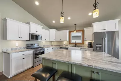 3865 Meunier Lane, Green Bay, WI 54311 - Photo 10