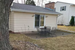 3642 Glenbrooke Ln, Green Bay, WI 54301 - Photo 38