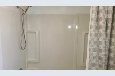 3642 Glenbrooke Lane, Green Bay, WI 54301 - Photo 22