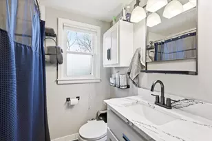 2526 S Webster Ave, Green Bay, WI 54301 - Photo 12