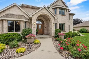 2516 Van Rite Ct, Green Bay, WI 54301 - Photo 1