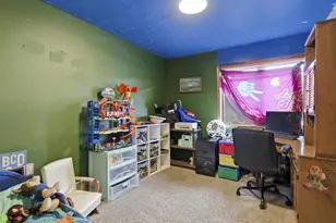 735 E Fathom Pl, Sturgeon Bay, WI 54235 - Photo 10