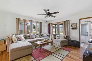 735 E Fathom Pl, Sturgeon Bay, WI 54235 - Photo 4