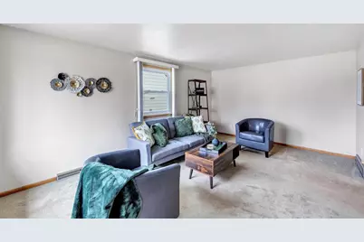 1267 Roscoe Street, Green Bay, WI 54304 - Photo 4