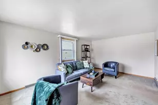 1267 Roscoe St, Green Bay, WI 54304 - Photo 4