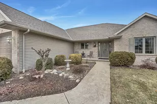 3670 Copper Oak Cir, Green Bay, WI 54313 - Photo 48