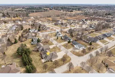 3670 Copper Oak Circle, Green Bay, WI 54313 - Photo 8