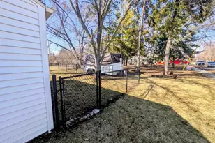 516 Winnebago Heights, Neenah, WI 54956 - Photo 40