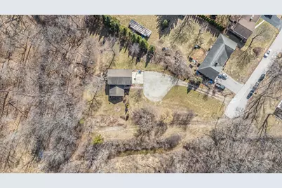 2190 Carleton Avenue, Appleton, WI 54915 - Photo 6