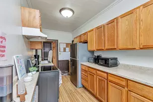 514 W Irving Ave, Oshkosh, WI 54901 - Photo 12