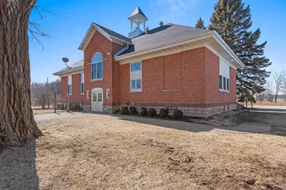 100 N Northview Road, Green Bay, WI 54311 - Photo 2