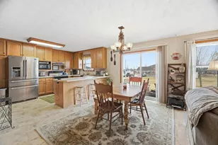 N9678 Hopfensperger Rd, Appleton, WI 54915 - Photo 6