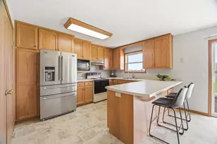 N9678 Hopfensperger Rd, Appleton, WI 54915 - Photo 8