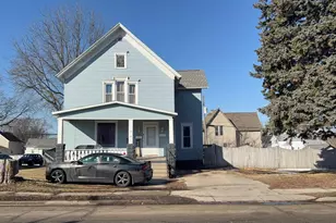 1009 Pierce Ave, Marinette, WI 54143 - Photo 16