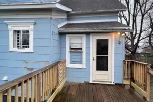 1009 Pierce Ave, Marinette, WI 54143 - Photo 2