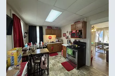 615 Mt Vernon Street, Oshkosh, WI 54901 - Photo 6