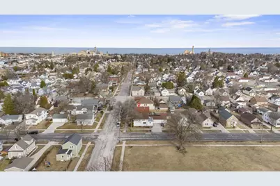 2111 Hamilton Street, Manitowoc, WI 54220 - Photo 58