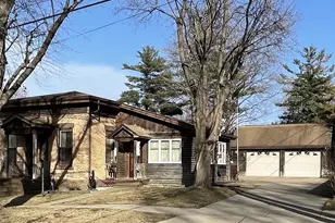 208 N Capron St, Berlin, WI 54923 - Photo 1