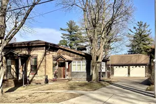 208 N Capron St, Berlin, WI 54923 - Photo 2