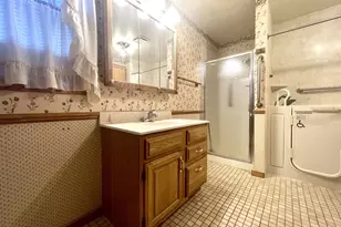 208 N Capron St, Berlin, WI 54923 - Photo 16