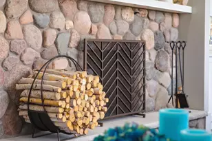 3667 W Quaker Ridge Ln, Appleton, WI 54914 - Photo 8